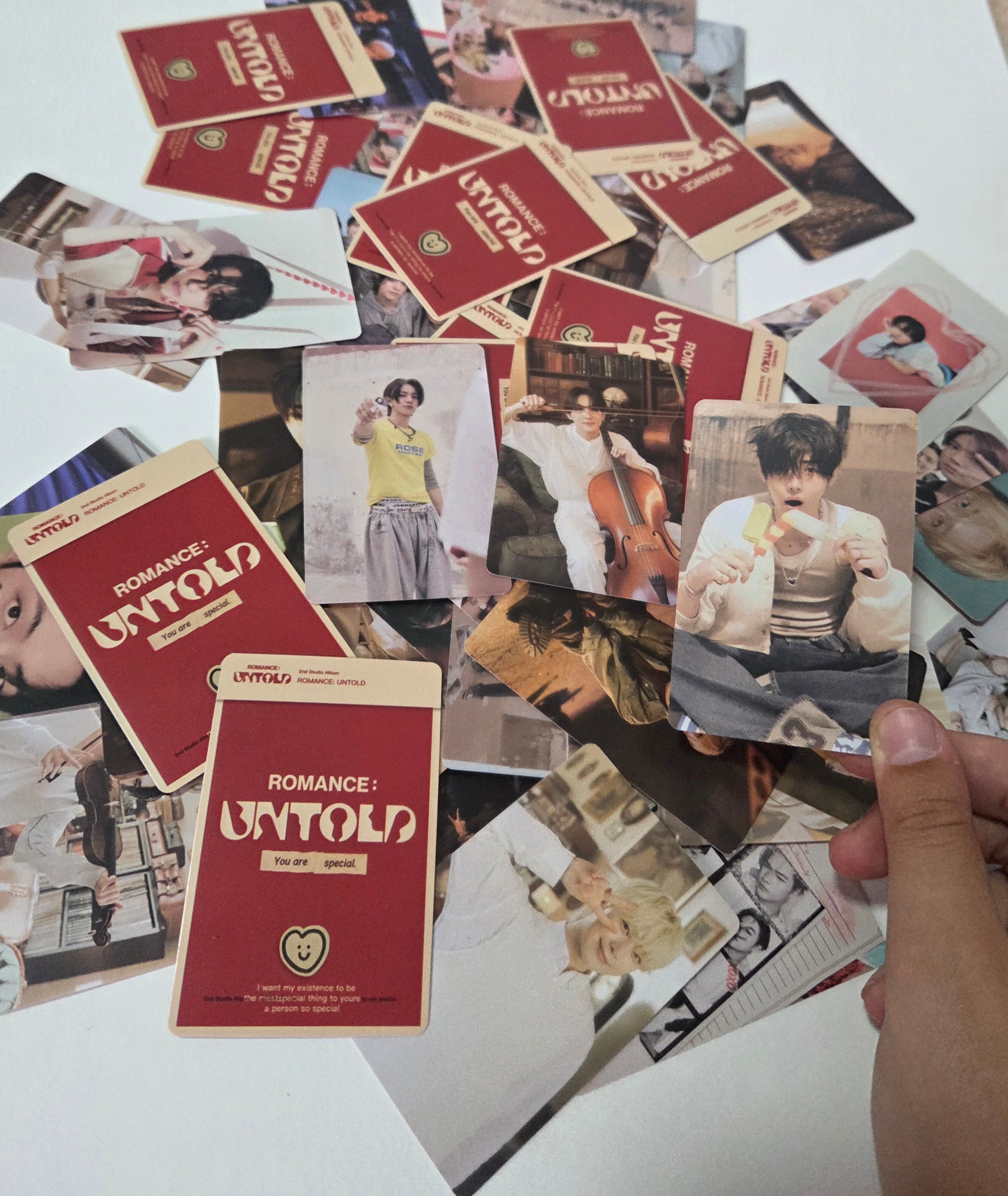 Enhypen Romance Untold – 5 Random Photocards (OT7 Mystery Pack)