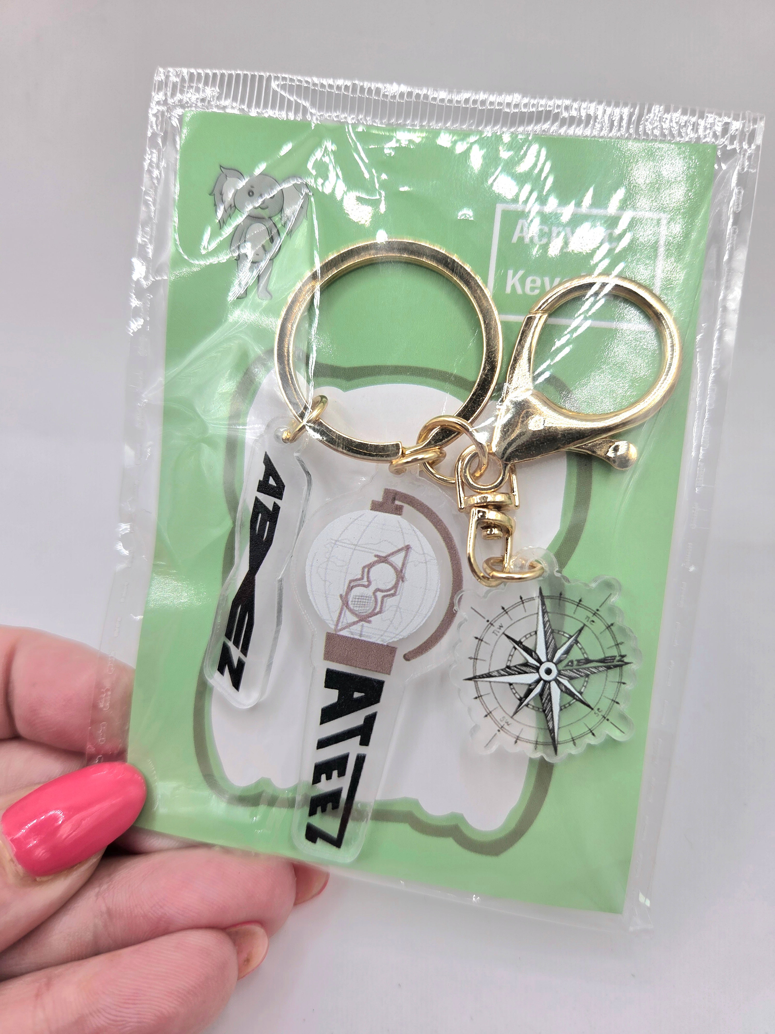 ATEEZ Keychain Set – Lightstick Fan Charm