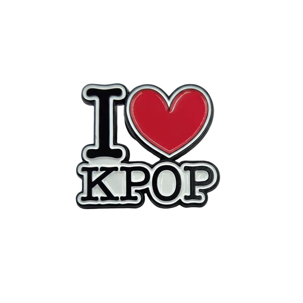 Emblem with 'I ❤️ KPOP' text on a gray background